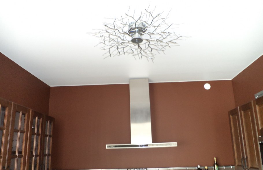 Маьлвыйнатяжной потолок