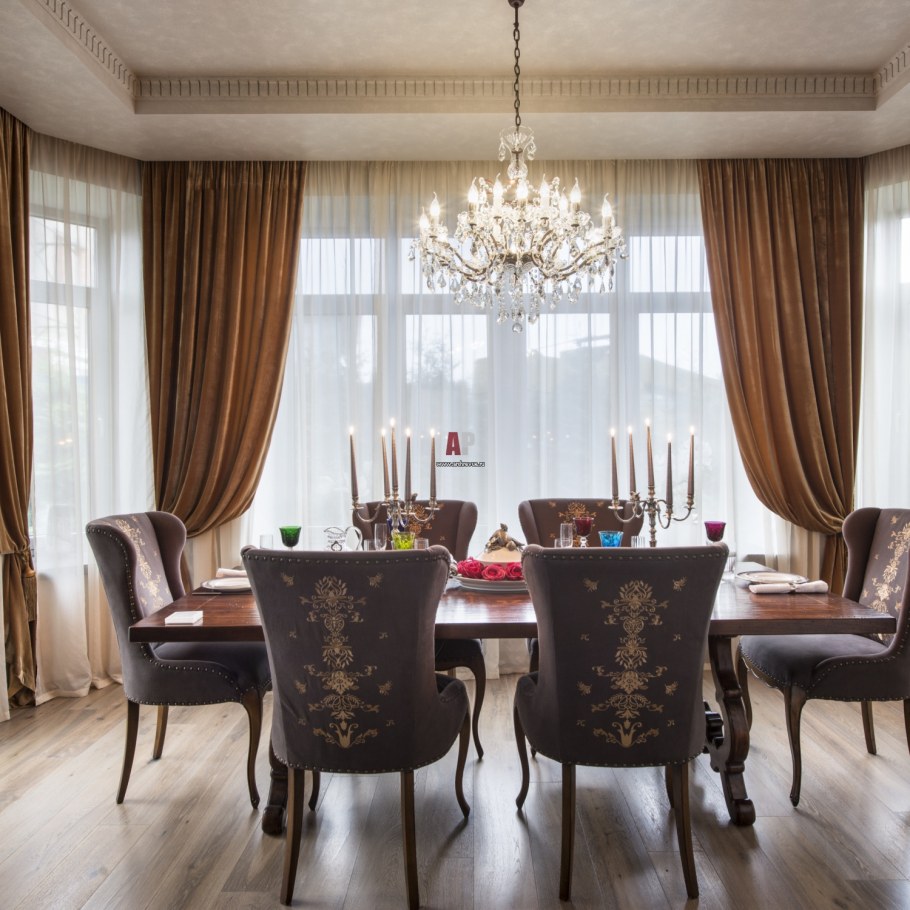 Интерьер маленькой столовой