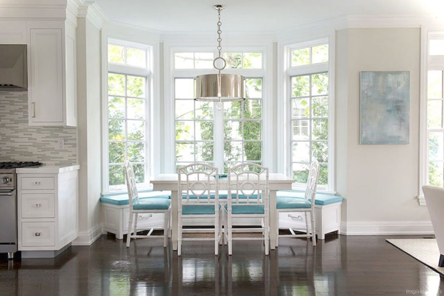 Гостиная с эркером в стиле арт-деко