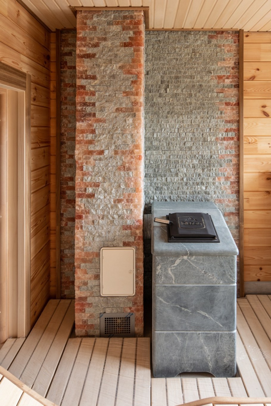 Печь Туликиви с лежанкой