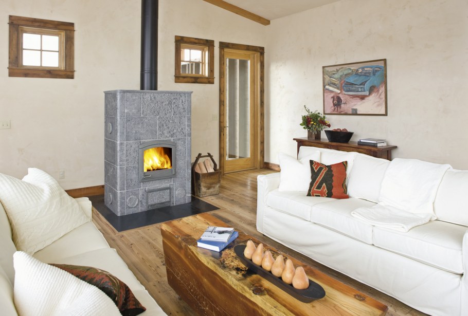 Камин Туликиви в интерьере