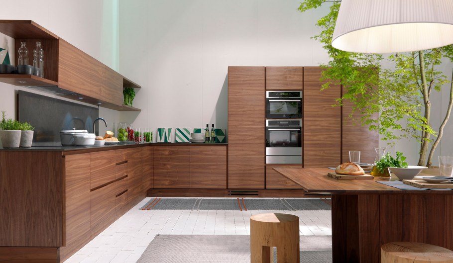 Итальянская фабрика мебели Riva 1920