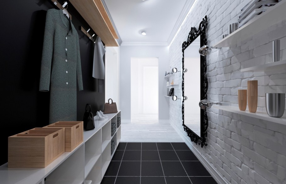 Узкая белая прихожая