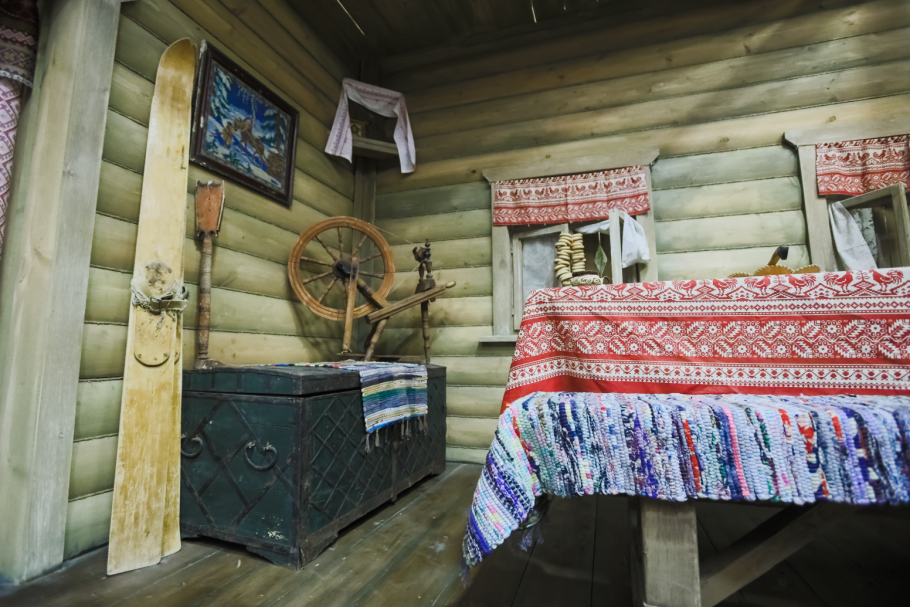 Убранство Удмуртской избы