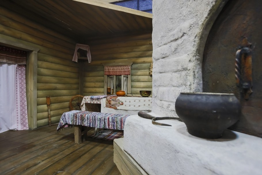 Изба Погодина интерьер