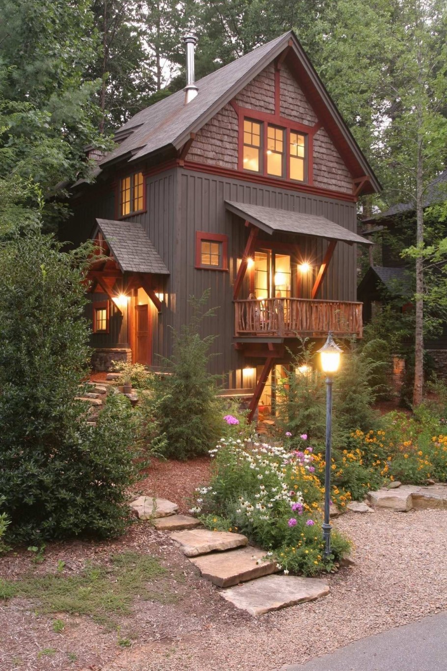 Небольшой уютный домик