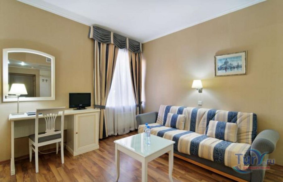 Спортзал в классическом стиле