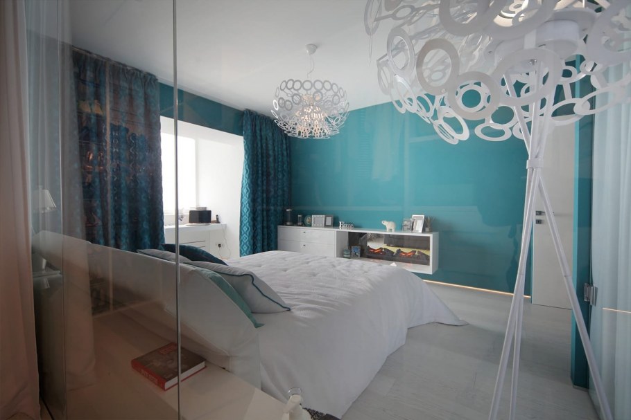 Спальня в бирюзово желтых тонах