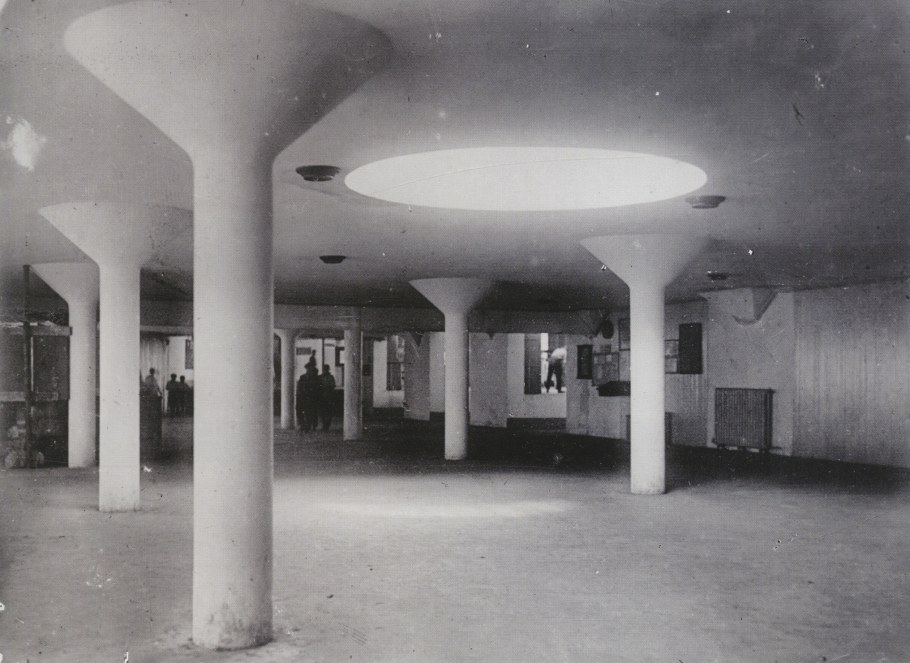 Дом коммуна на Орджоникидзе интерьер