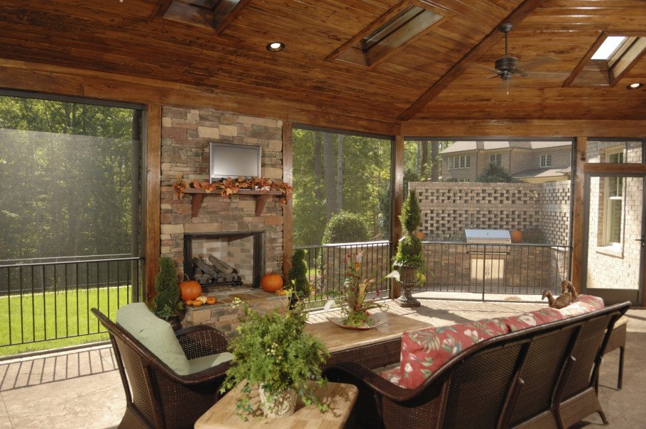 Зимняя веранда с барбекю