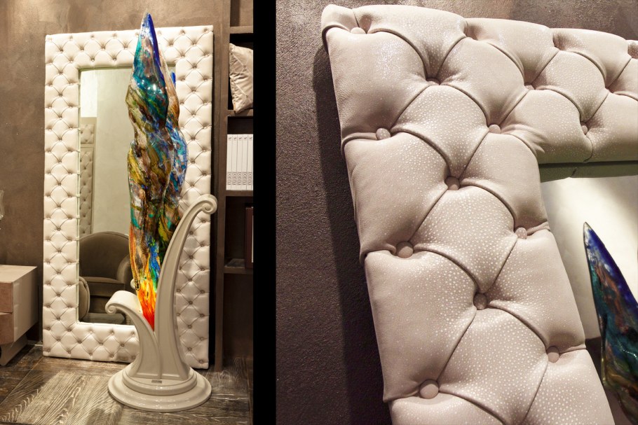 Зеркало в каретной стяжке