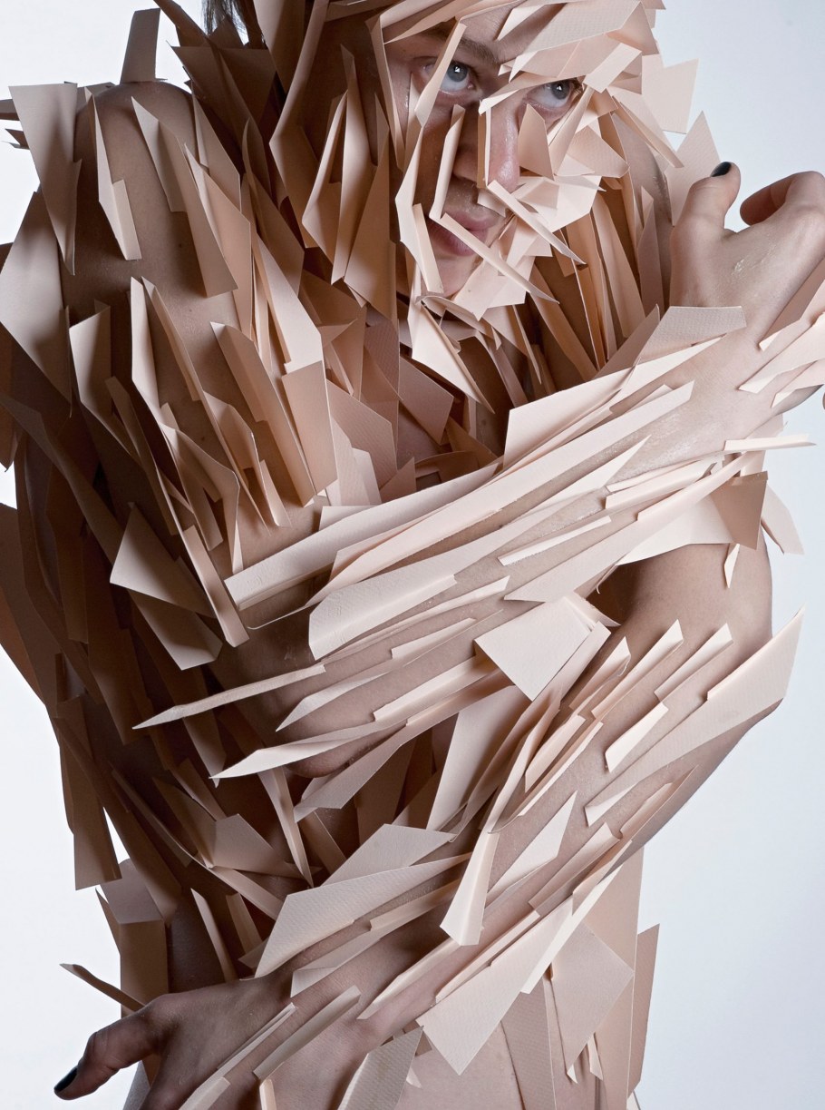 Абстрактные скульптуры из обрезков