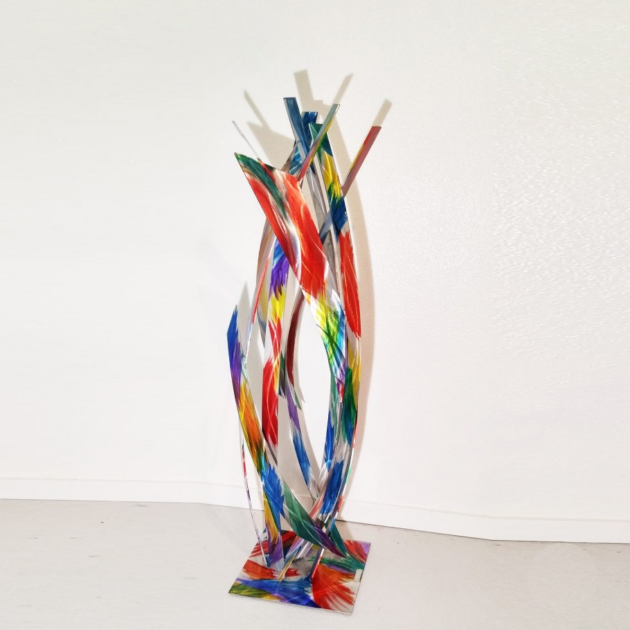 Разноцветная Абстрактная скульптура