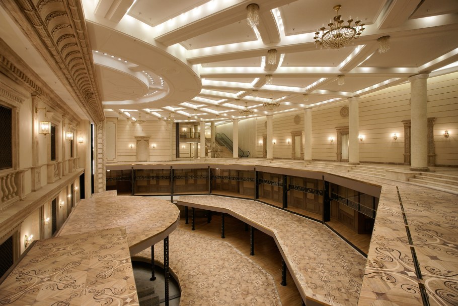 Сцена театра