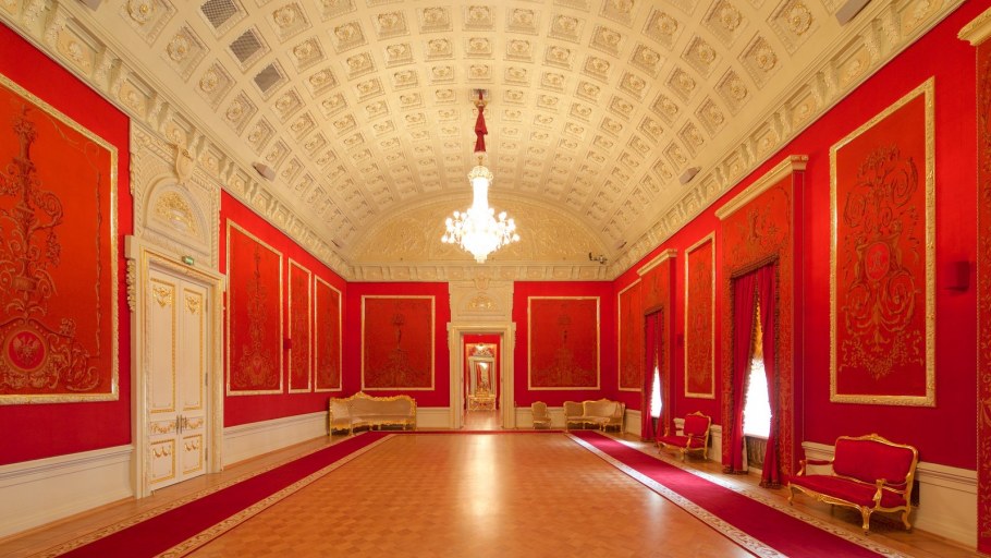 Императорское фойе большого театра в Москве