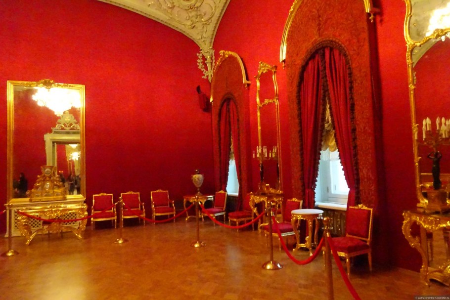 Внутренний интерьер театра Ганье