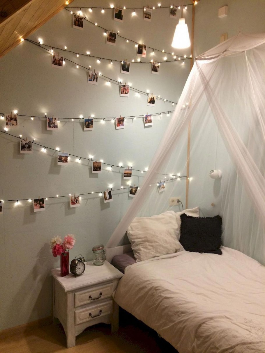 Украсить свою комнату