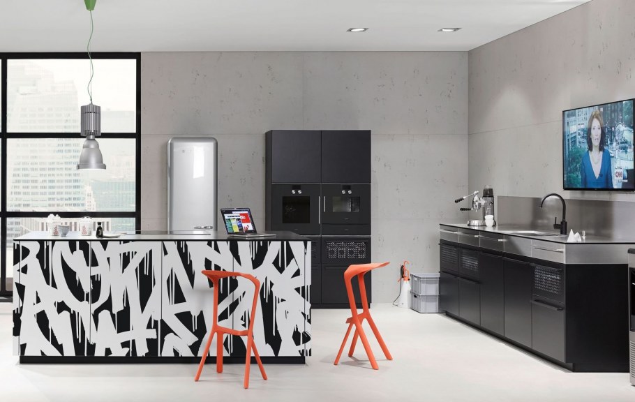 Стрит арт в интерьере