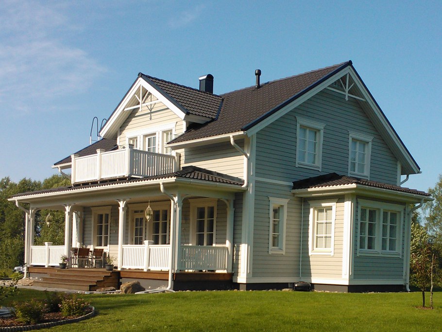 Финские дома с коричневой крышей