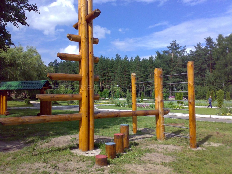 Детские площадки из бревна