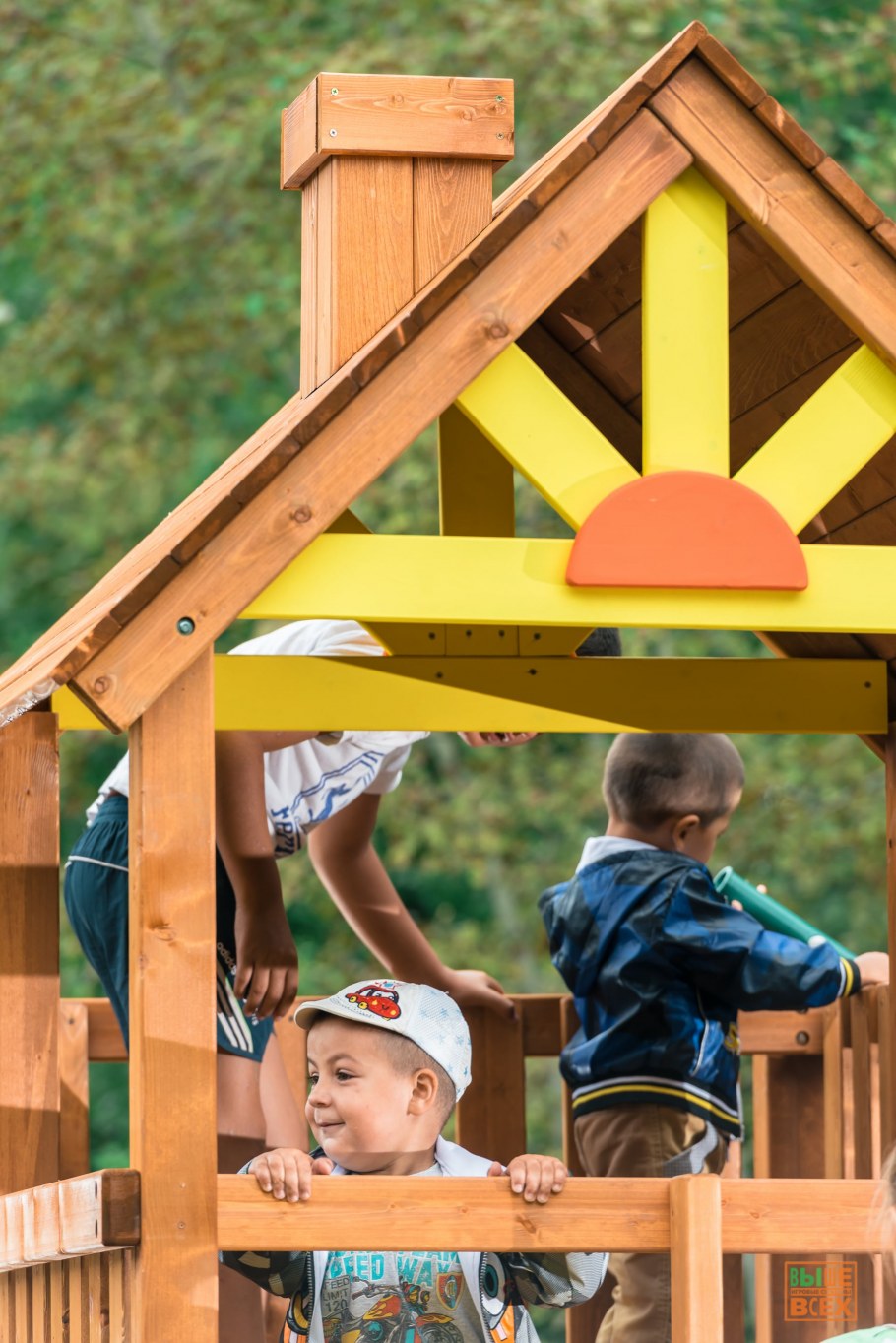 Крыша на детскую площадку