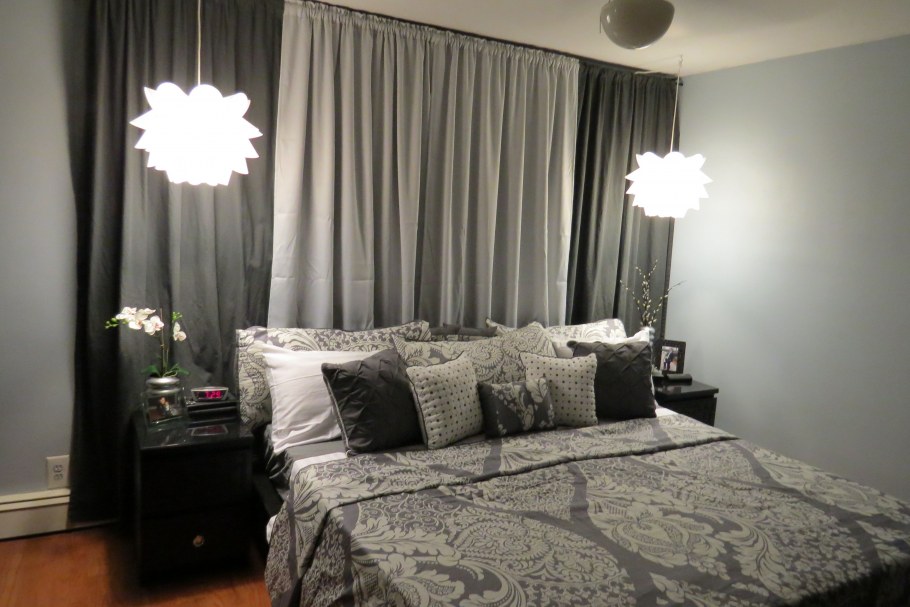 Спальня шторы за изголовьем кровати