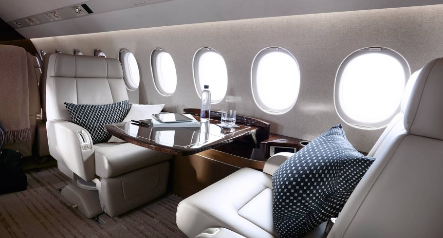 Фалькон 900 самолет салон