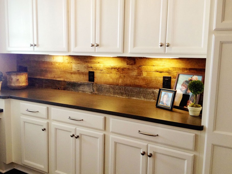 Пестрая плитка на фартук