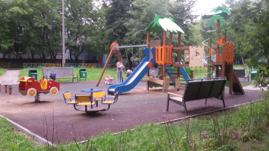 Детские дворовые площадки