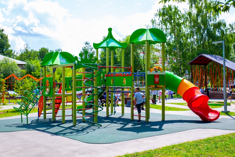 Современные детские площадки