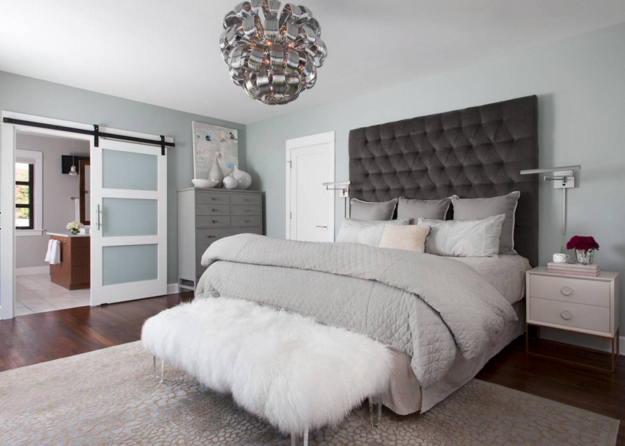 Шторы в светлую спальню