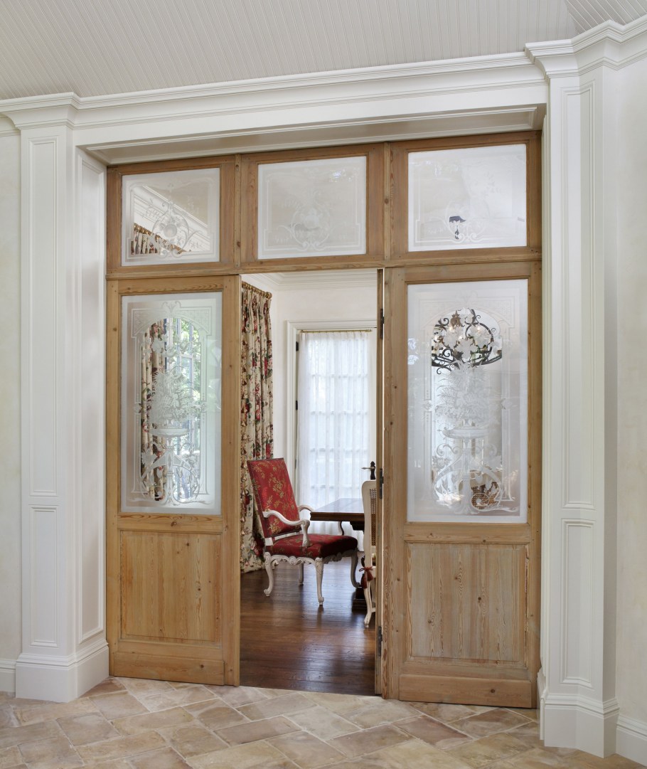 Двери Волховец с боковой фрамугой