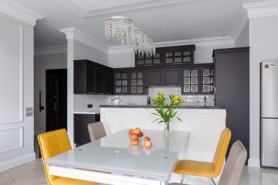 Сочетание цветов в интерьере гостиной палитра