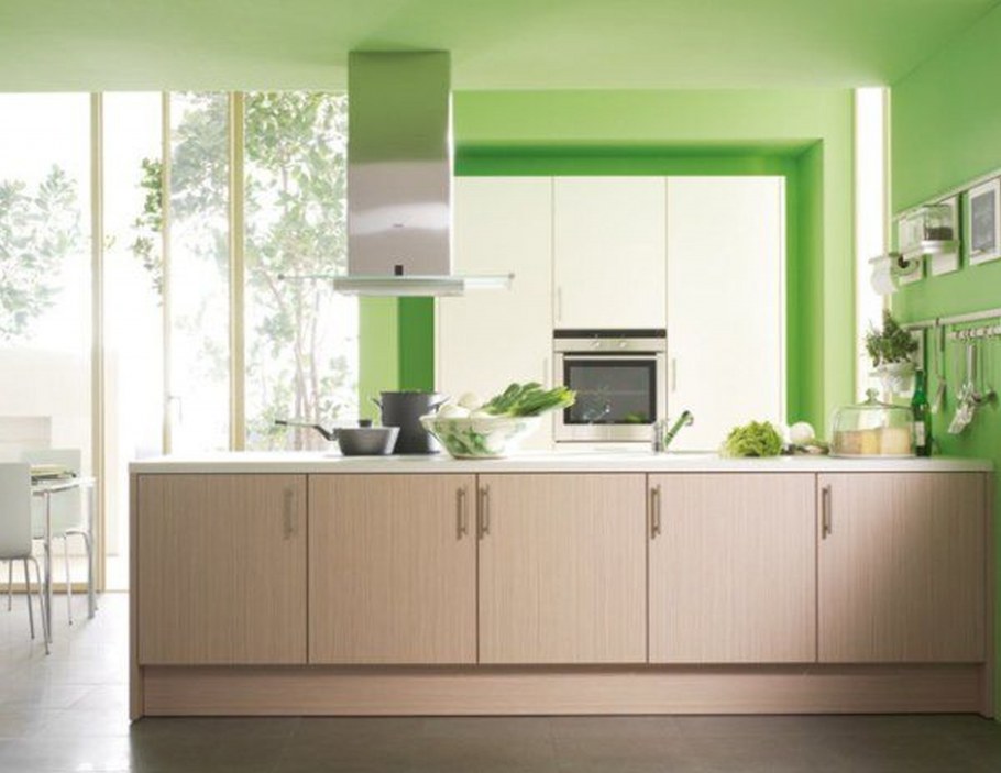 Разноцветная кухня