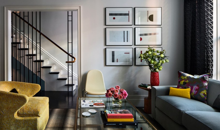 Маленькая гостиная в стиле Эклектика