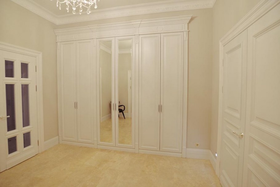 Шкаф Неоклассика высота 2900 распашной