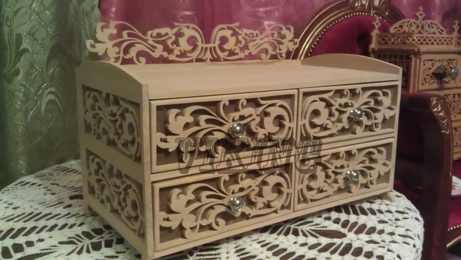 Резная мебель из фанеры