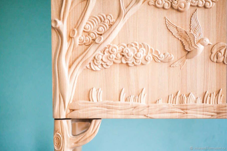 Резьба по дереву шкаф