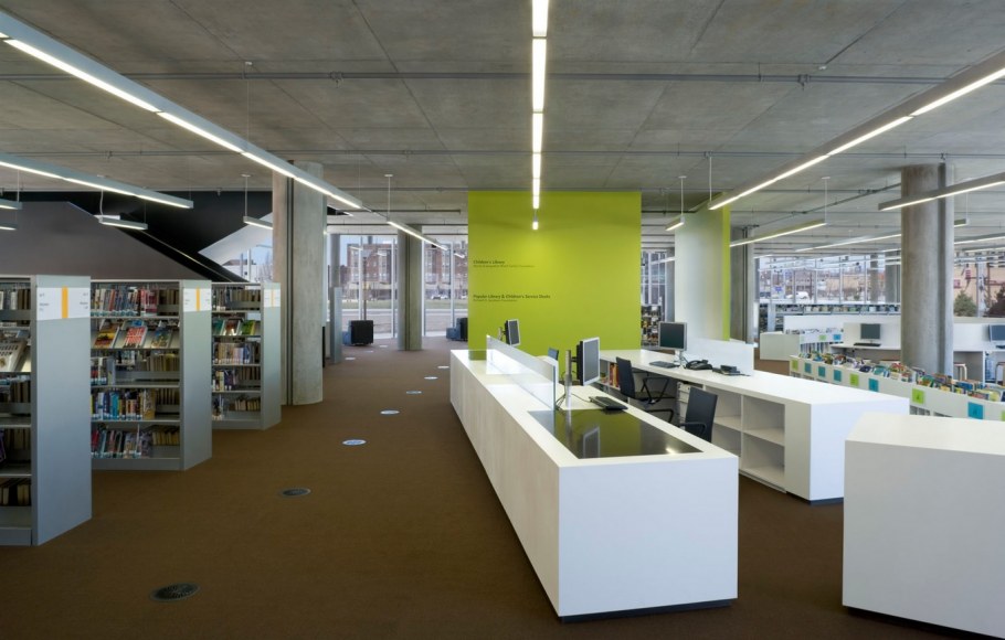 ГПНТБ Новосибирск интерьер