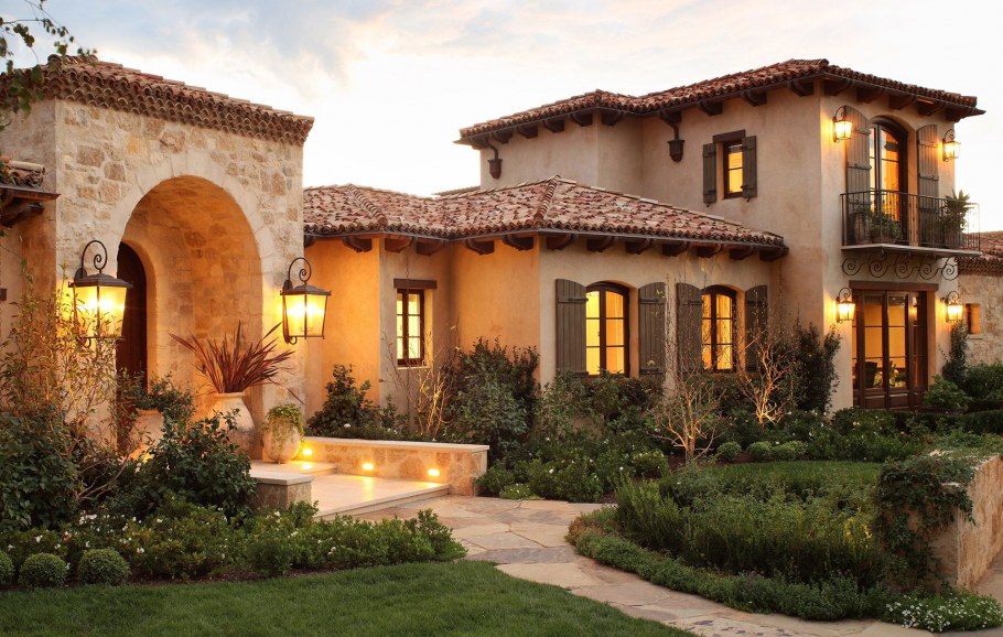 Средиземноморский стиль в архитектуре жилых домов