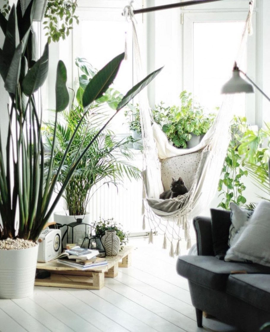 Искусственные цветы в интерьере