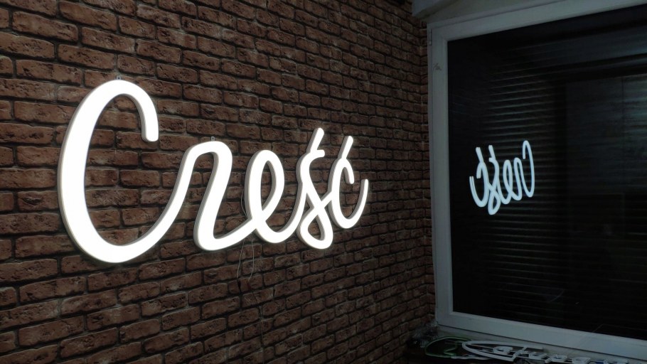 Световые надписи