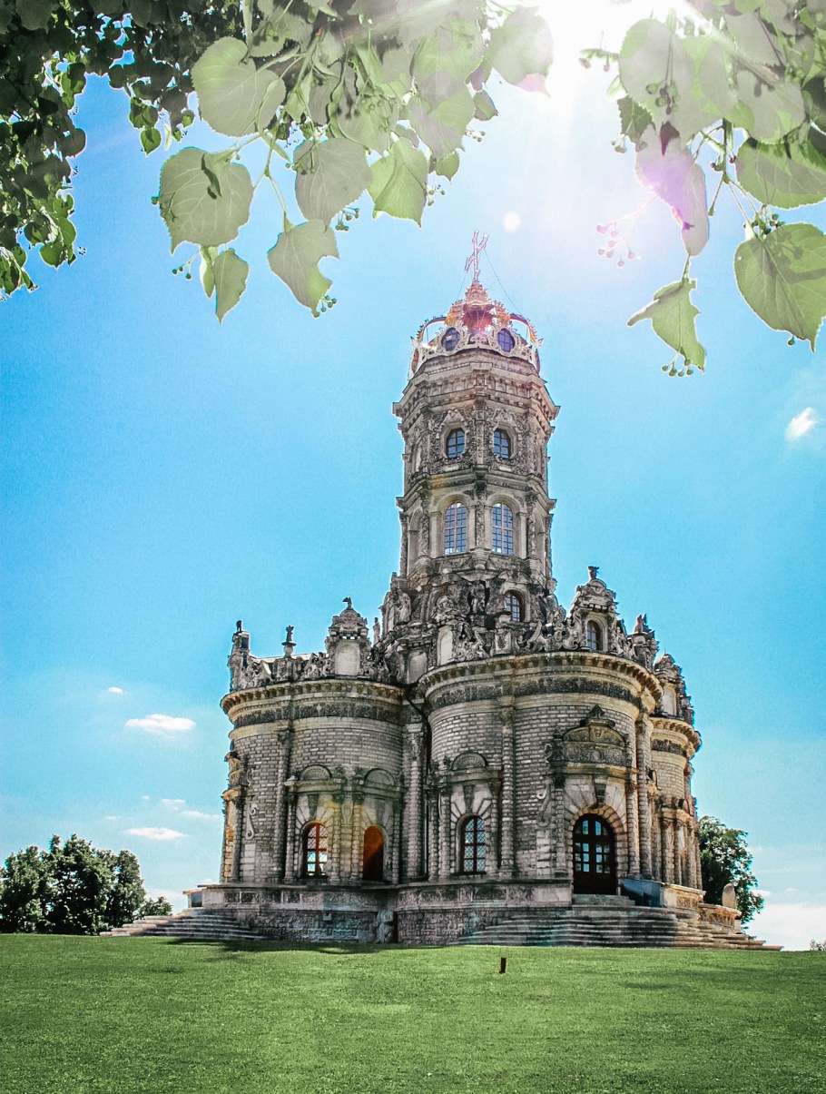 Храм знамения Пресвятой Богородицы в Дубровицах