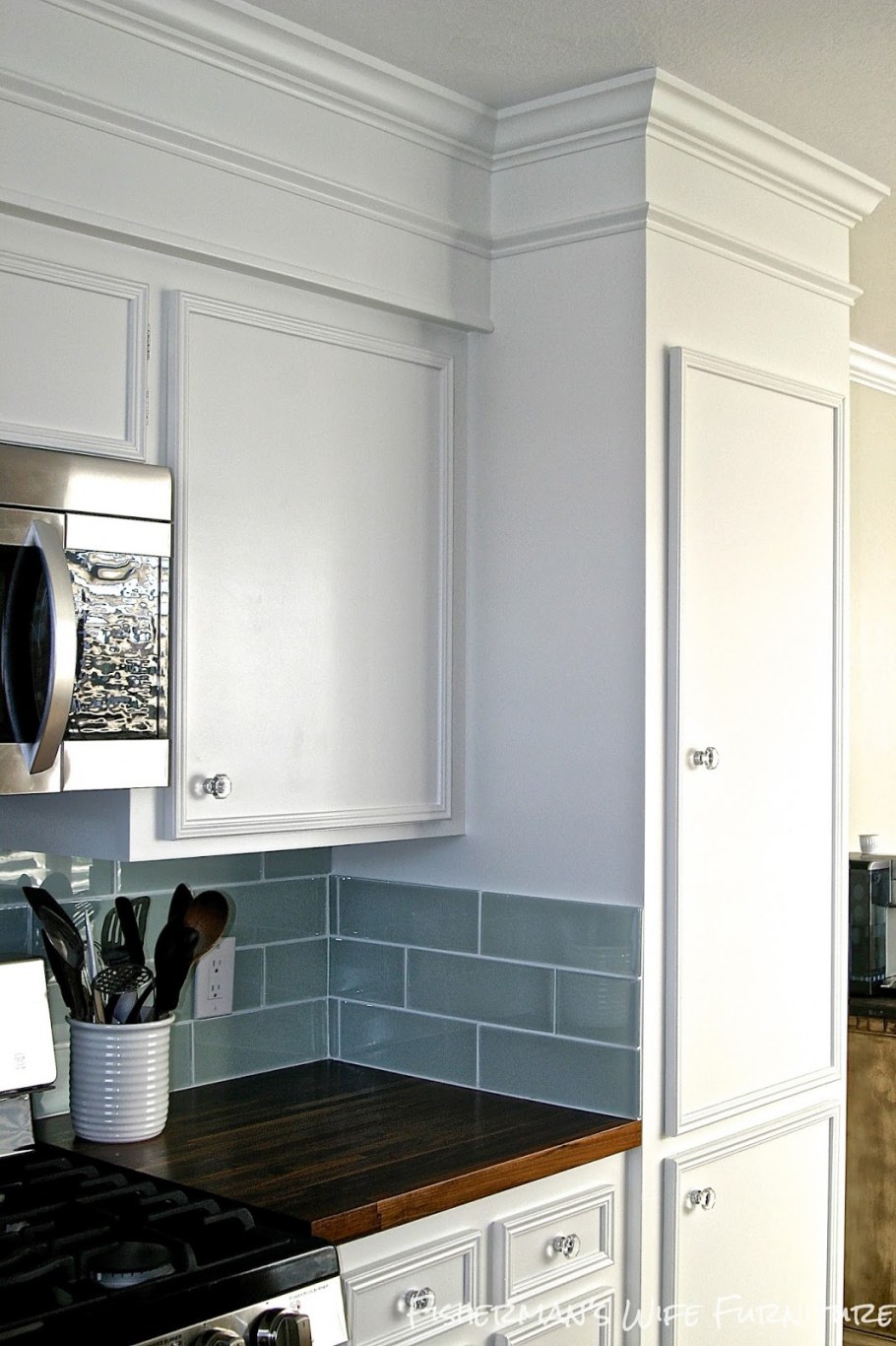 Молдинги для кухонного гарнитура