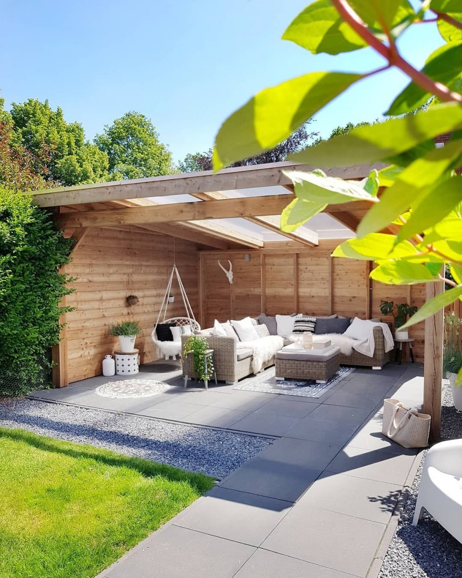 Беседка с зоной отдыха