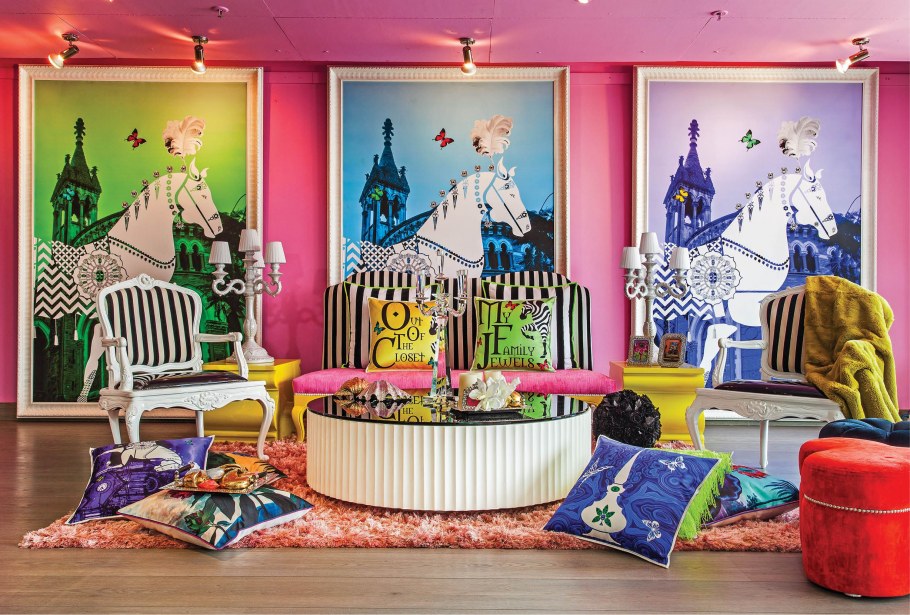 Диван в стиле поп арт