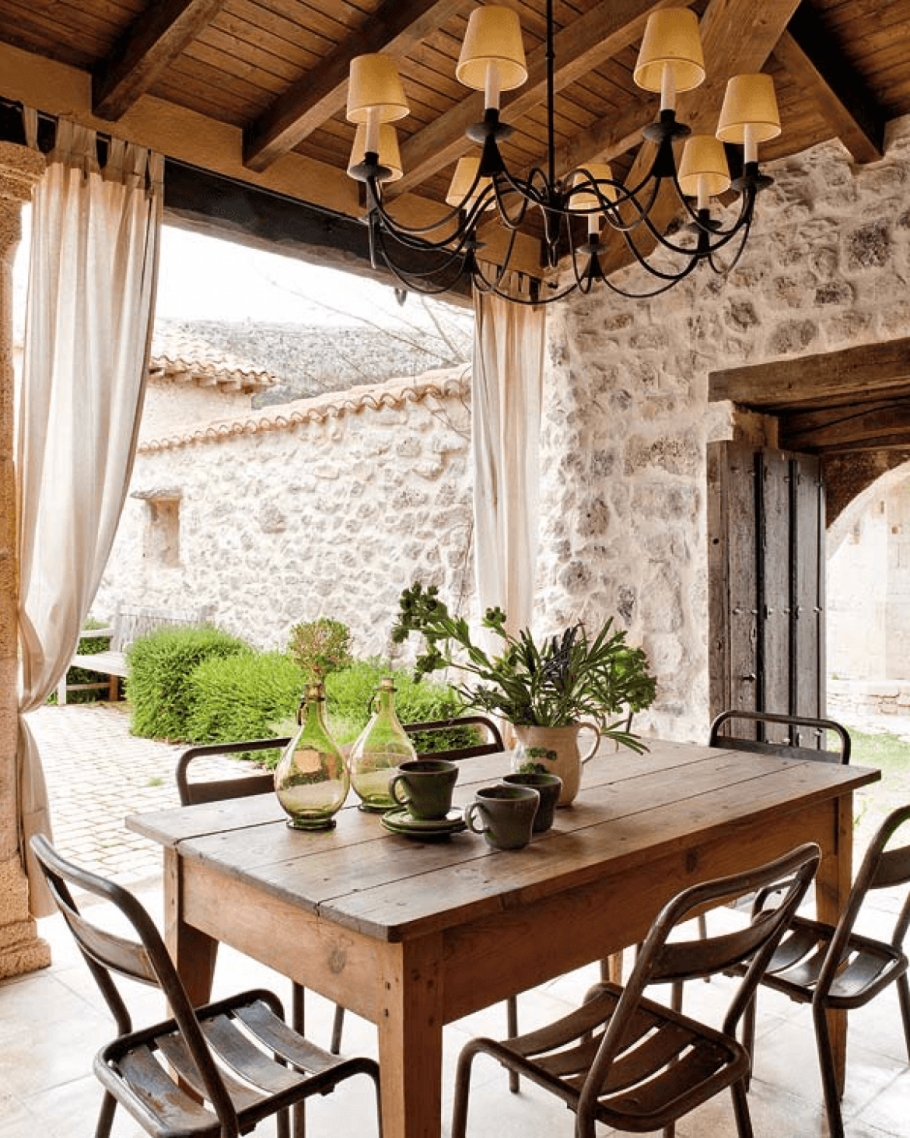 Веранда в деревенском стиле