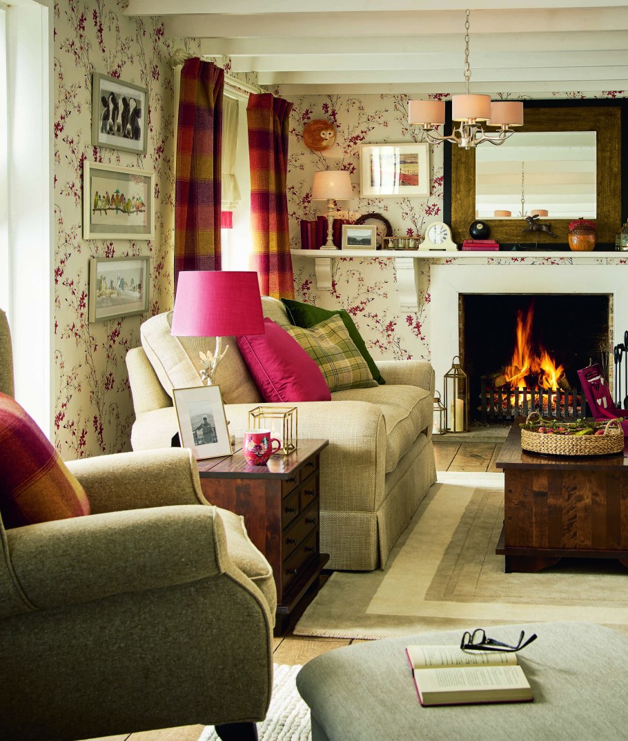 Уютная гостиная в деревенском стиле