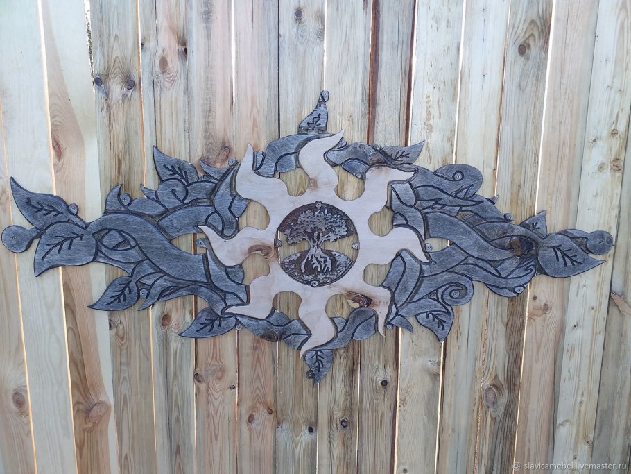 Резной деревянный забор