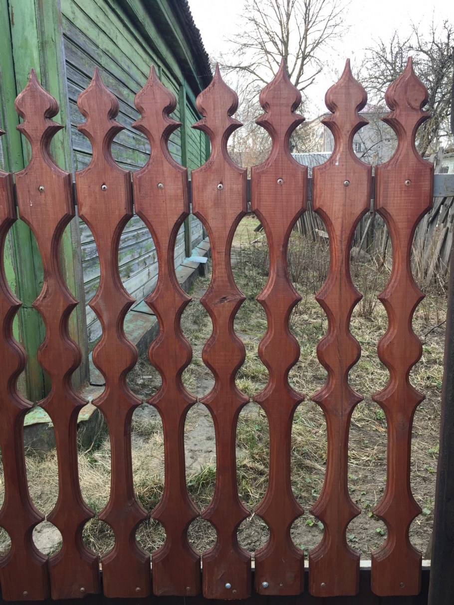 Красивый штакетник из дерева